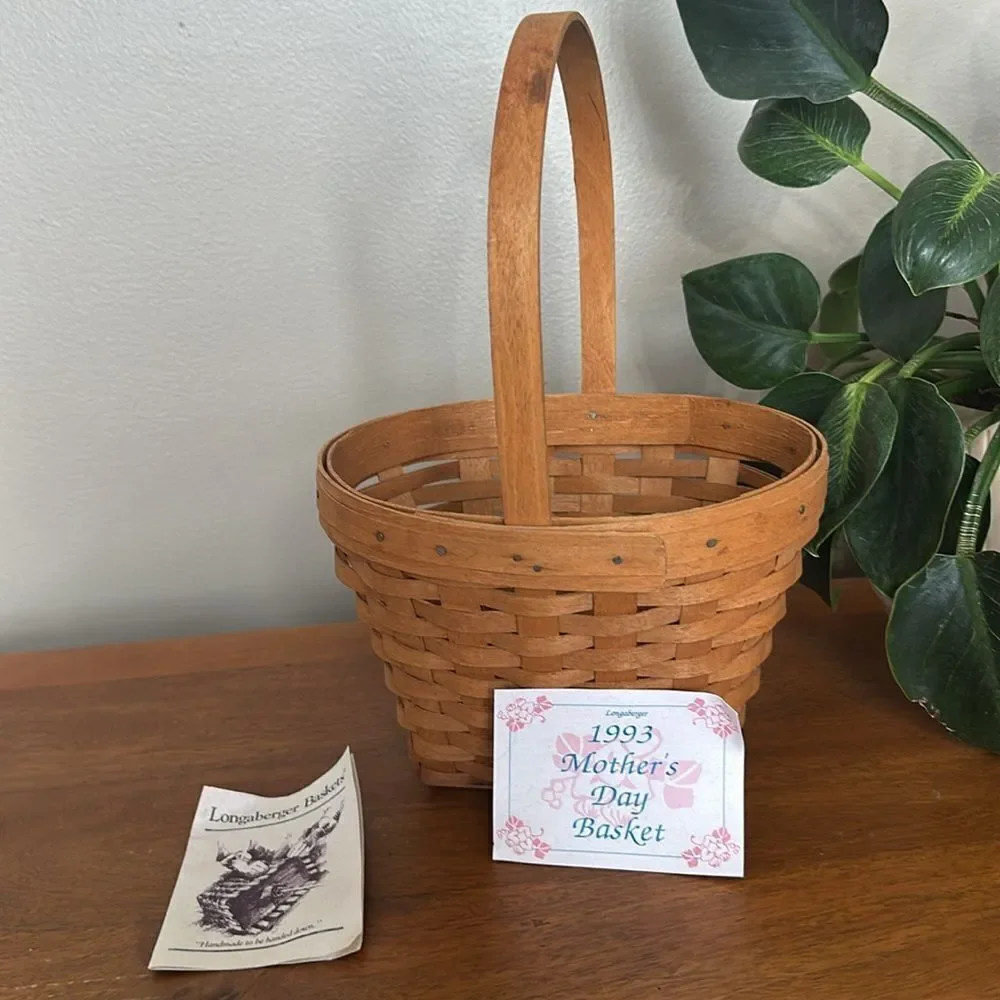 1993 Longaberger Mother's Day Vintage Basket!